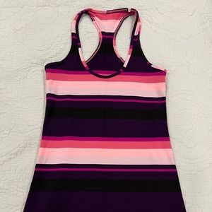 Lulu lemon - tank - used condition. Size 8